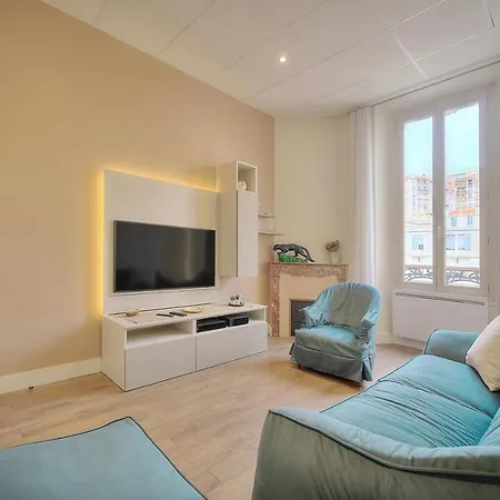 Apartment Brand New 2 Bedroom Forville - Wi Fi