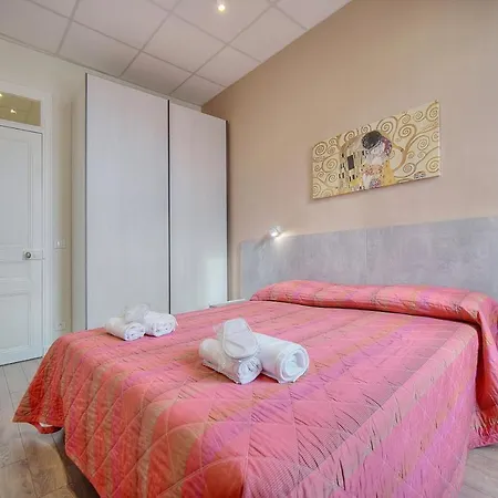 Brand New 2 Bedroom Forville - Wi Fi Cannes